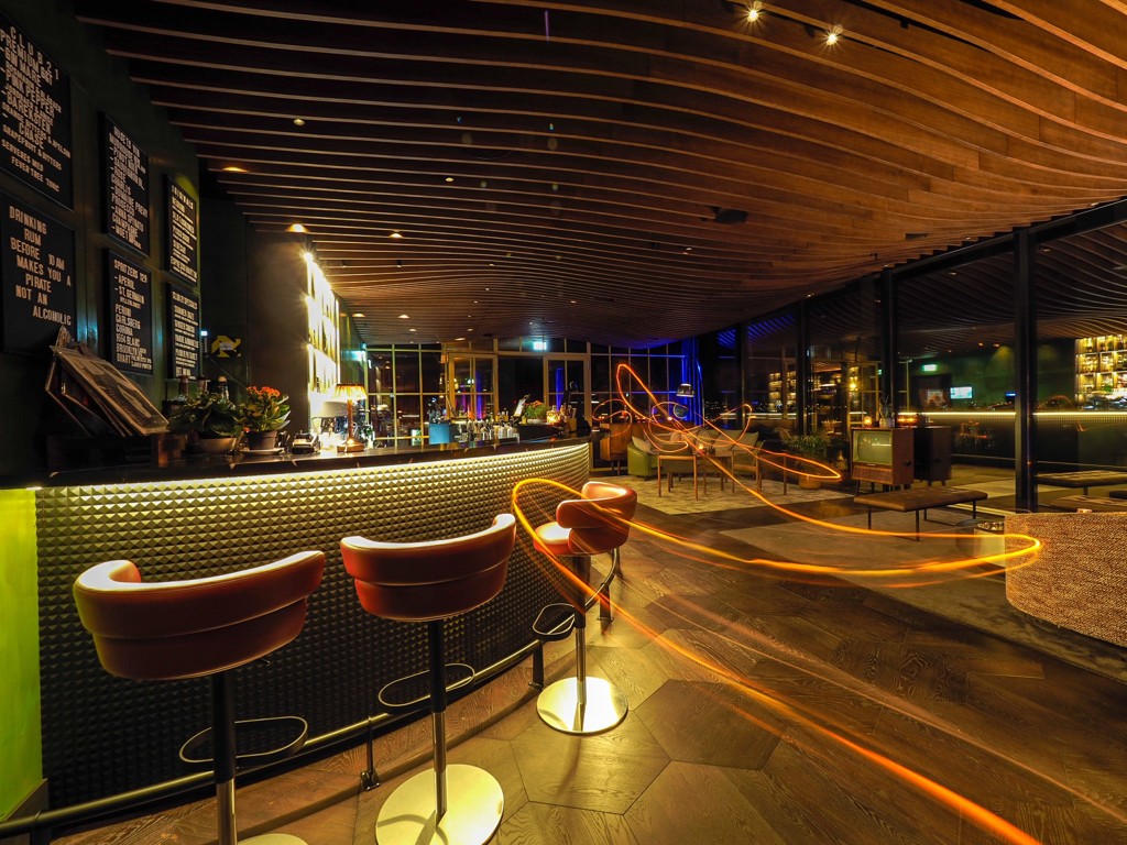 sky-bar