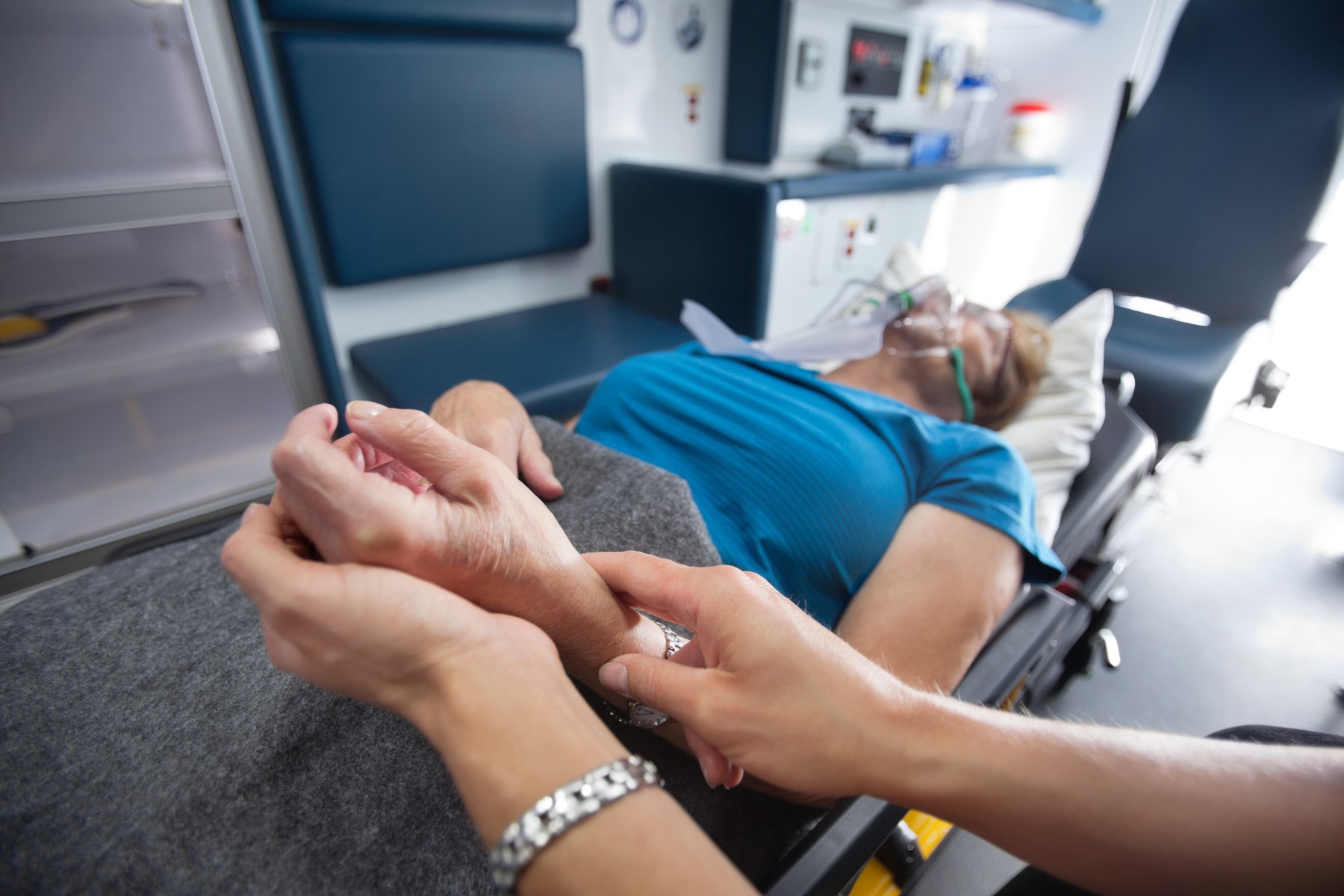 Pasient i ambulanse