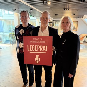 Erlend Hem, Tore Rem og Berit Bringedal. Foto: Legeforeningen