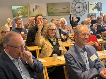 ENGASJERT GJENG: Årets konferanse favnet bredt, men traff samtidig kjernen av det arbeidsmedisinere står i til daglig. Det var stort engasjement i salen under konferansen.