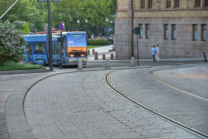 Bilde av trikk som kjører i Oslo. Foto: Colourbox.com
