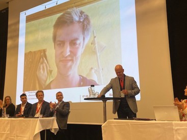 Andreas Nydal på storskjerm