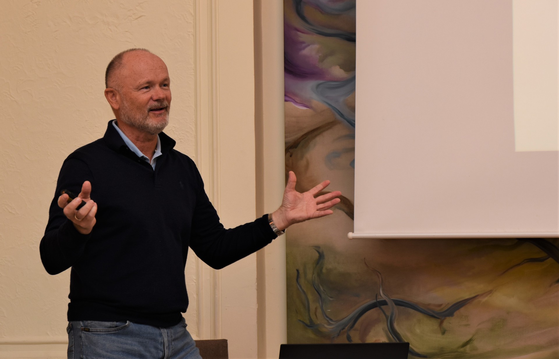 Man teaching. Bjørn Bjorvatn.  Foto Lisbeth Nilsen