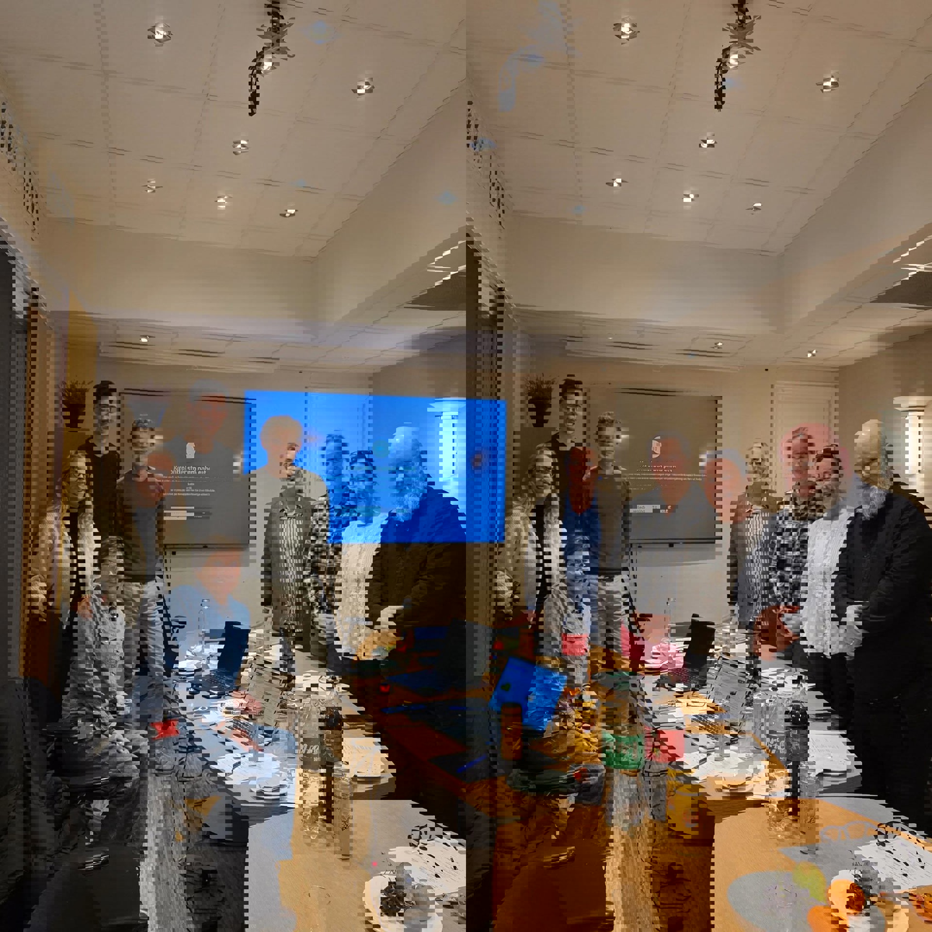 Bilde av styret i STLF og Heidi Østbyhaug St. Olavs